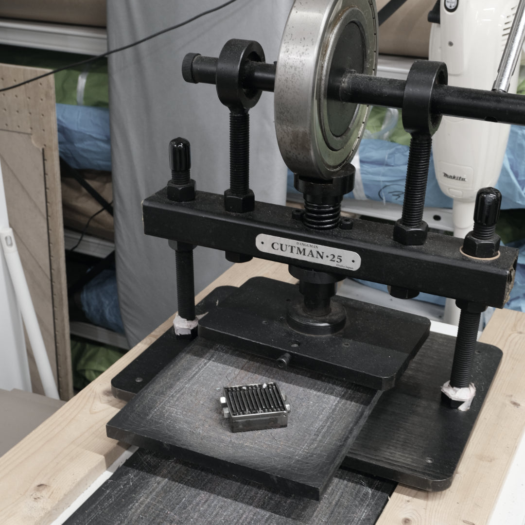 【2025/11/15(土) 10:15AM】国産ジビエ鹿革 タッセル作りワークショップ ご予約 【初級】