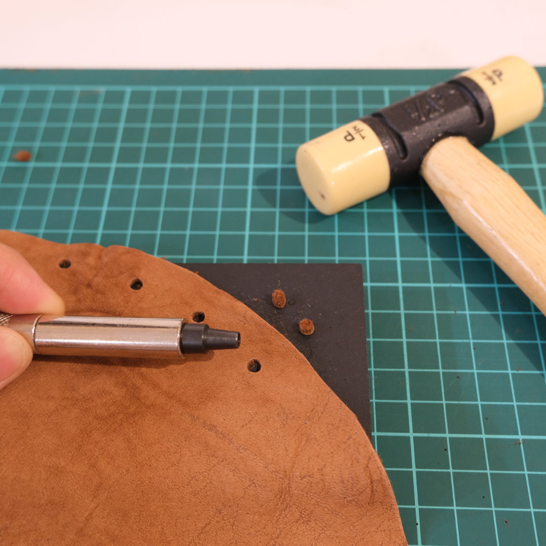 【2025/11/11(火) 11:15AM】国産ジビエ鹿革 丸巾着作りワークショップ ご予約 【初級】