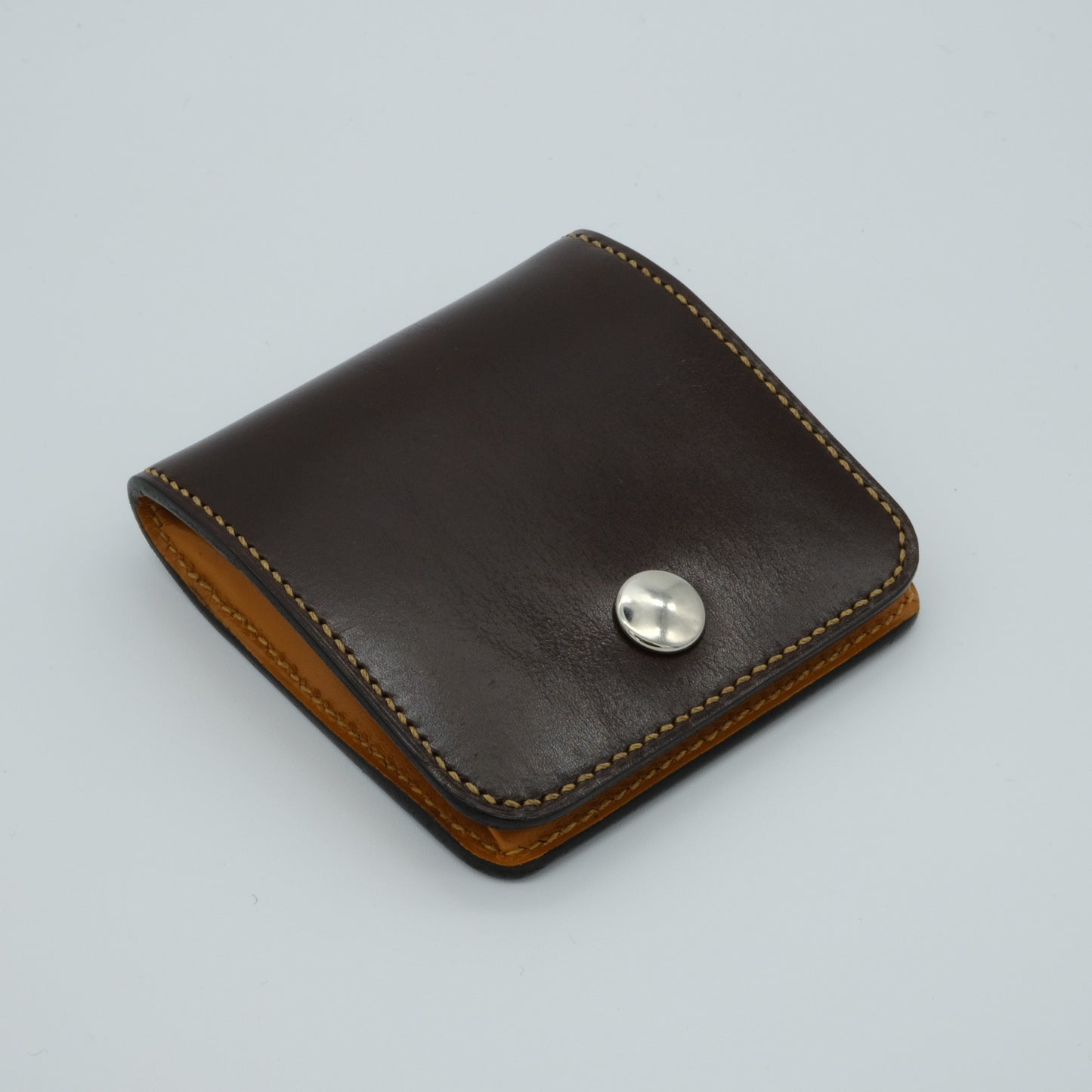 K.EZAWA 牛革ボックス型コインケース