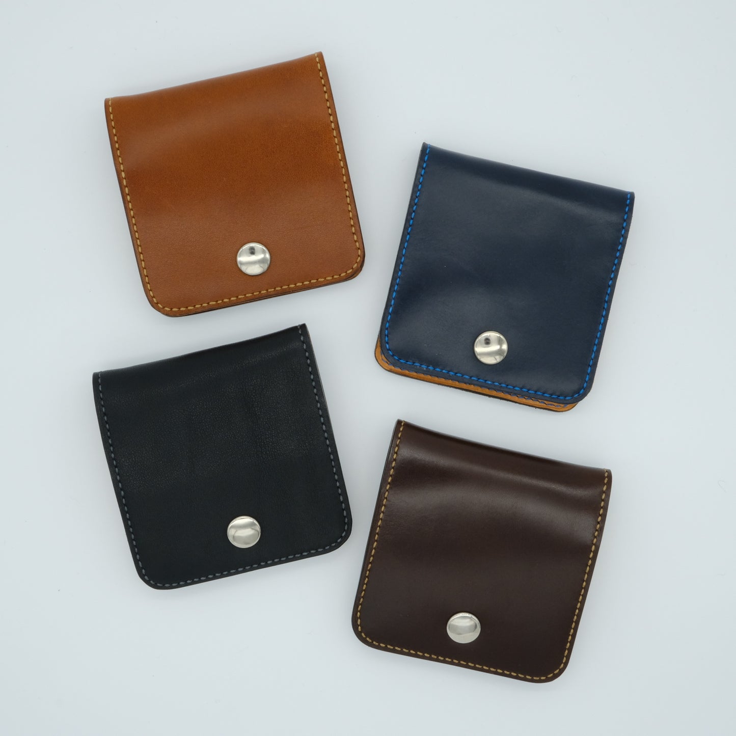 K.EZAWA 牛革ボックス型コインケース