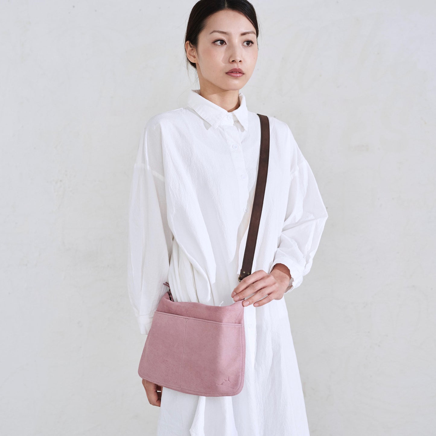 ENISICA ハンシカ・サコッシュ