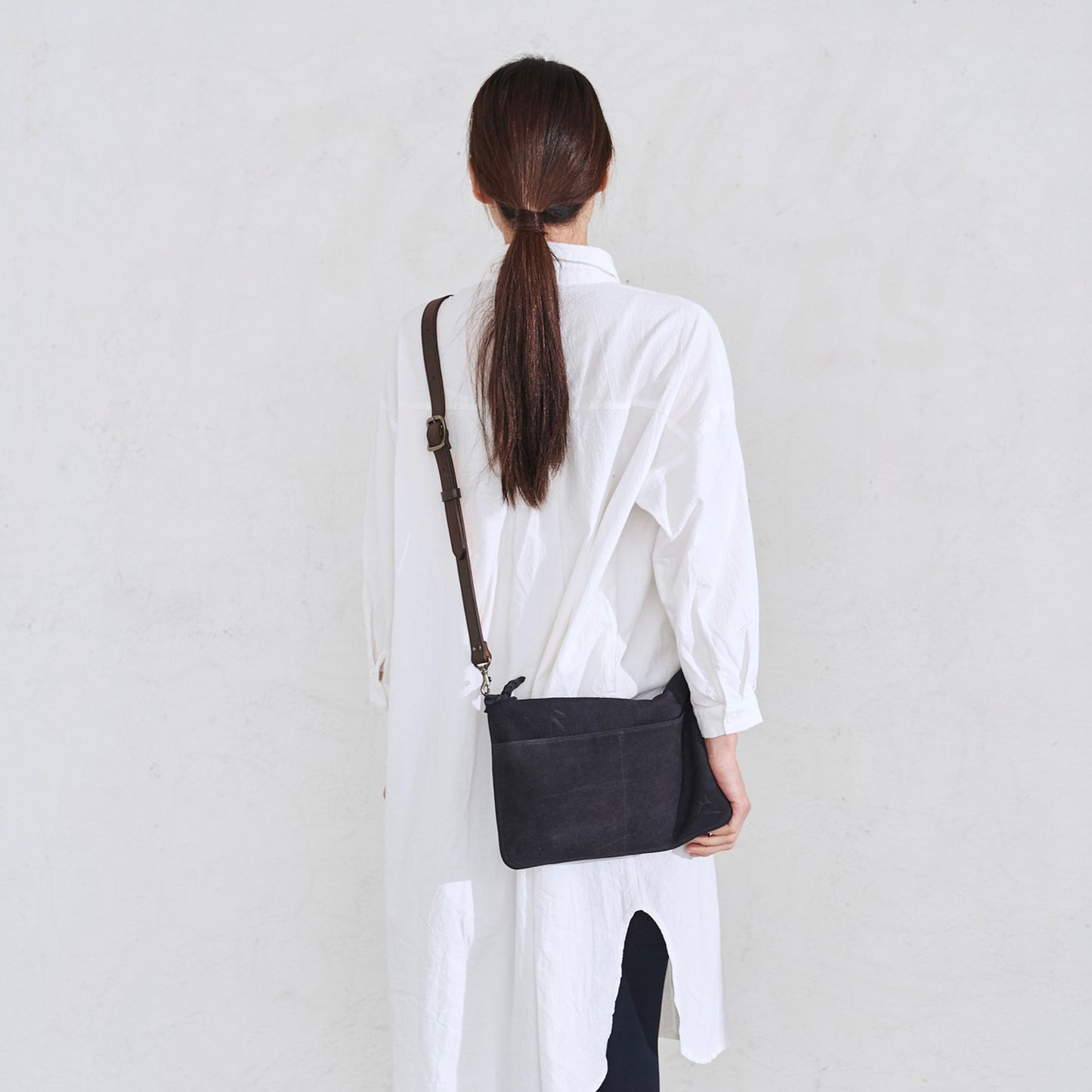 ENISICA ハンシカ・サコッシュ