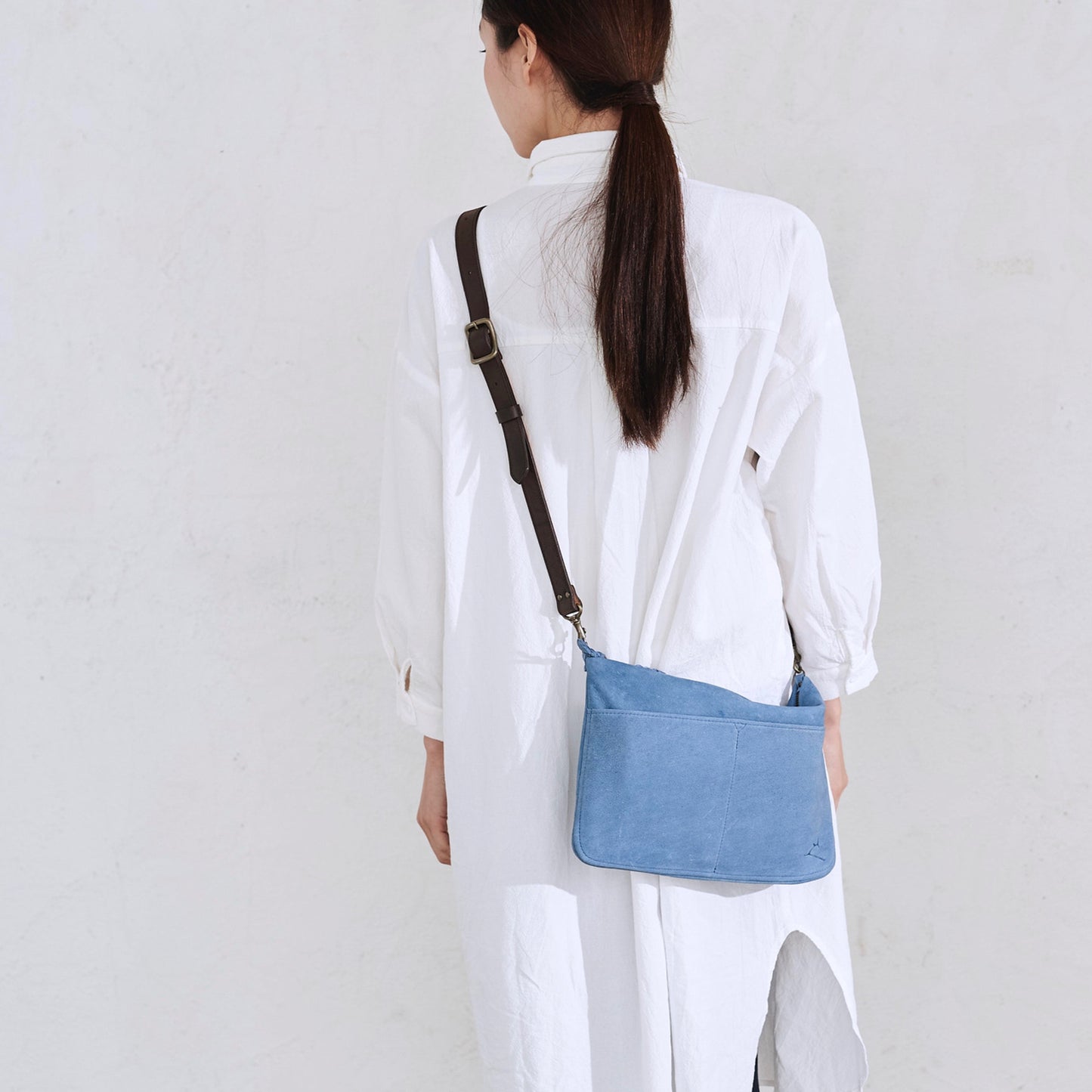 ENISICA ハンシカ・サコッシュ