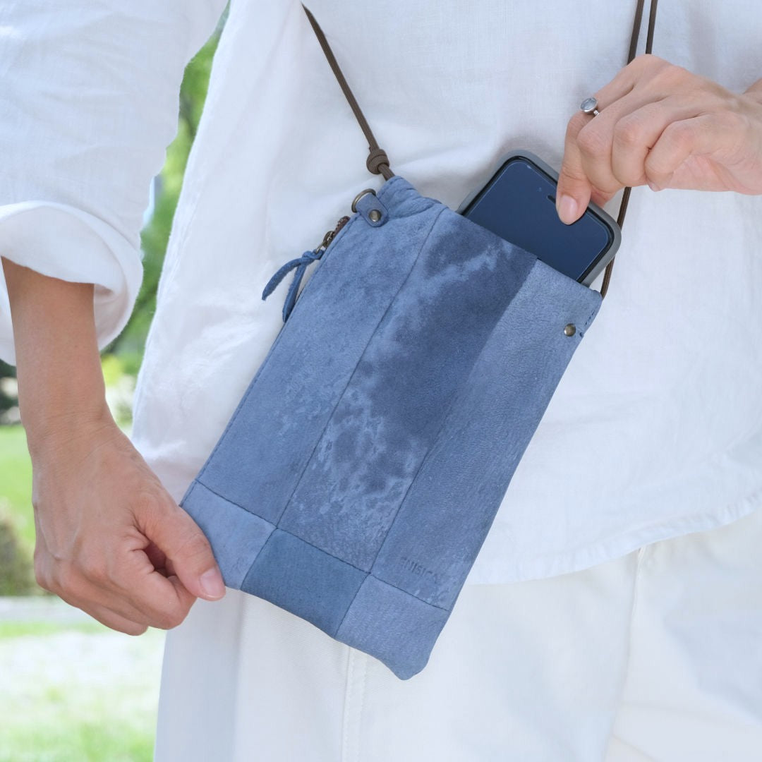 ENISICA 【国産ジビエ鹿革】ツギシカ・スマートフォンポシェット