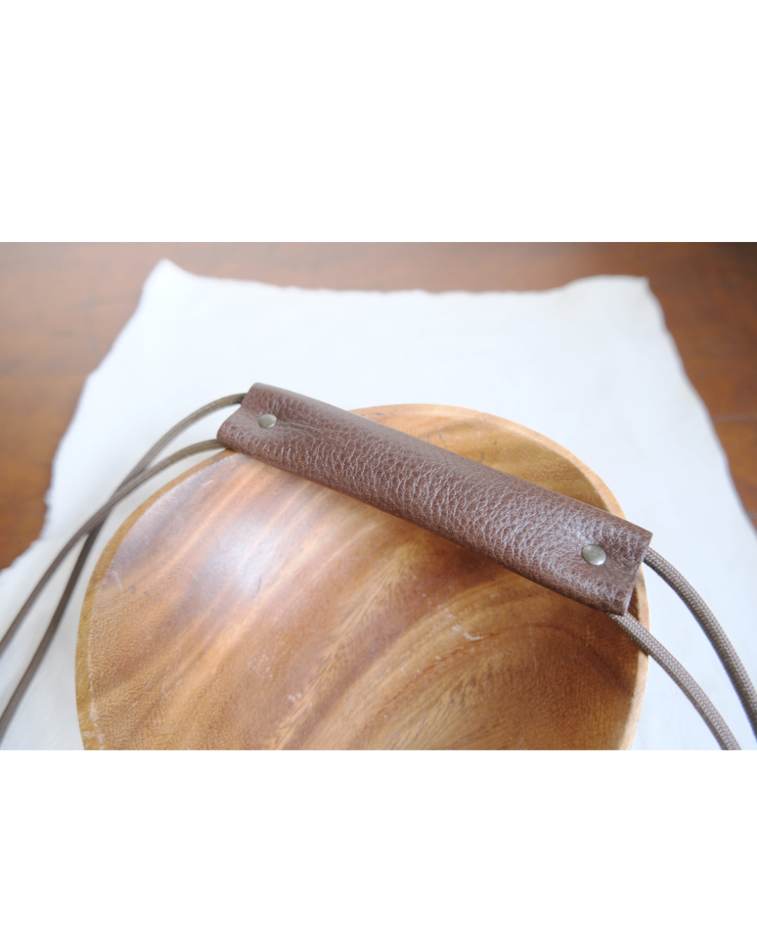 ENISICA ショルダーパラコードベルト（牛革肩パッド付き）